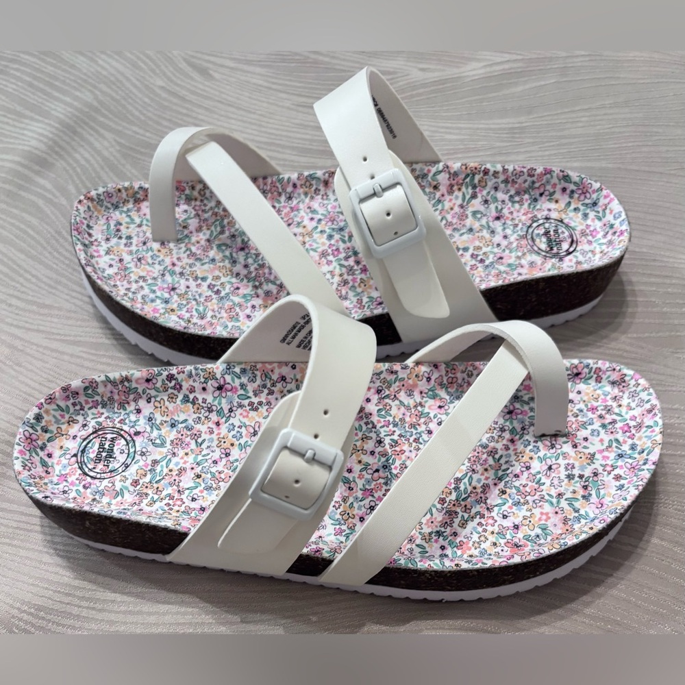 Floral Footbed White Sandals